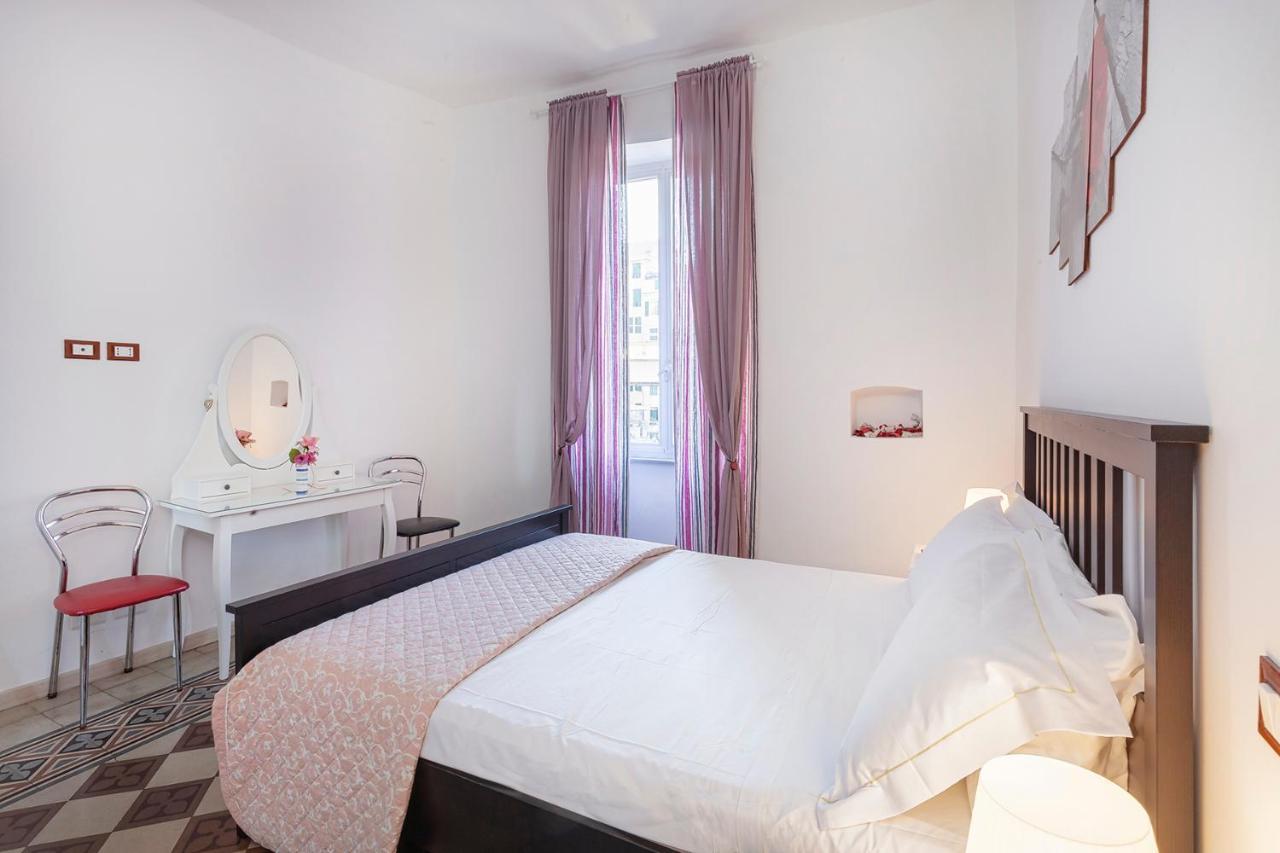 ジェノヴァCasa Rosa Al Molo By Wonderful Italyアパートメント エクステリア 写真